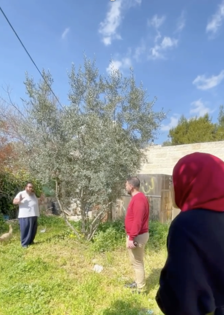 Video shows Israeli settler trying to take over Palestinian house, Occupied East Jerusalem News